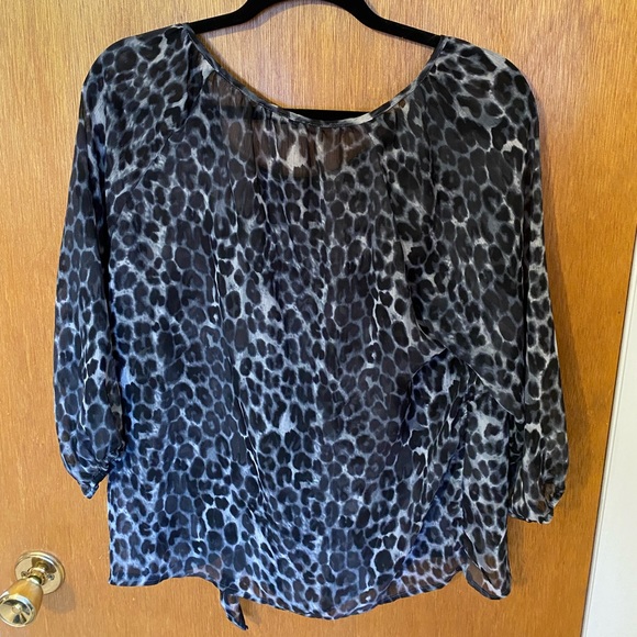 Express Top - Picture 2 of 3